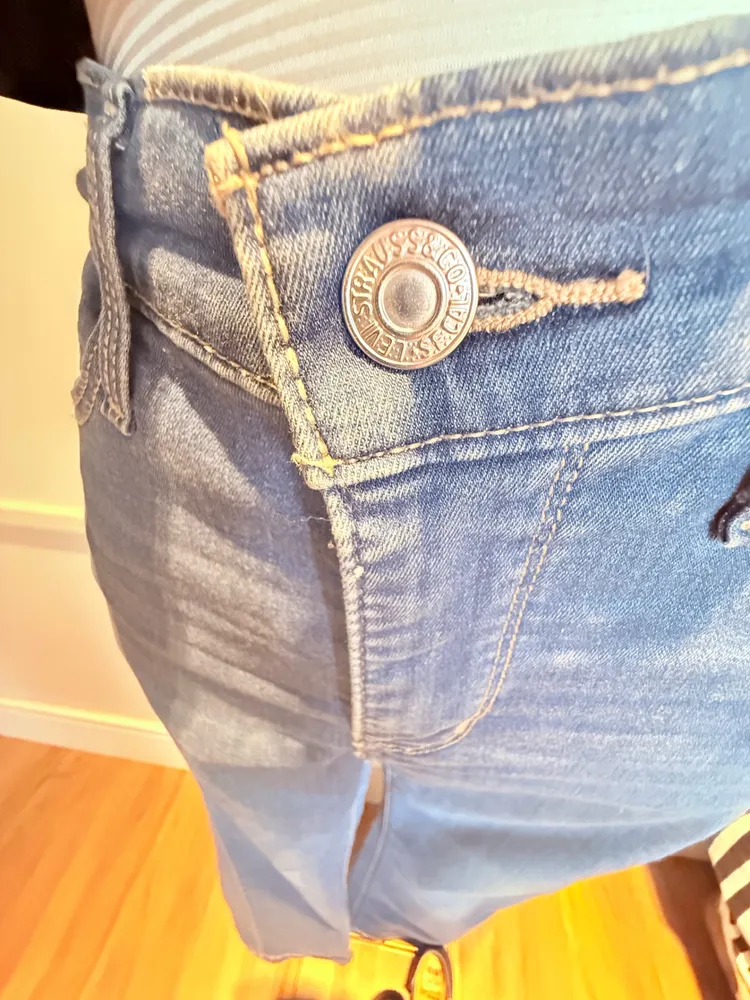 calca levis