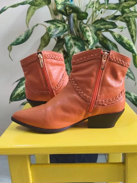 Bota cano curto de couro Orcade
