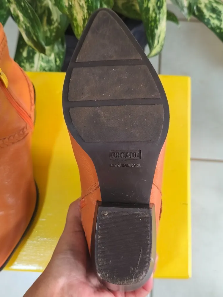 Bota cano curto de couro Orcade