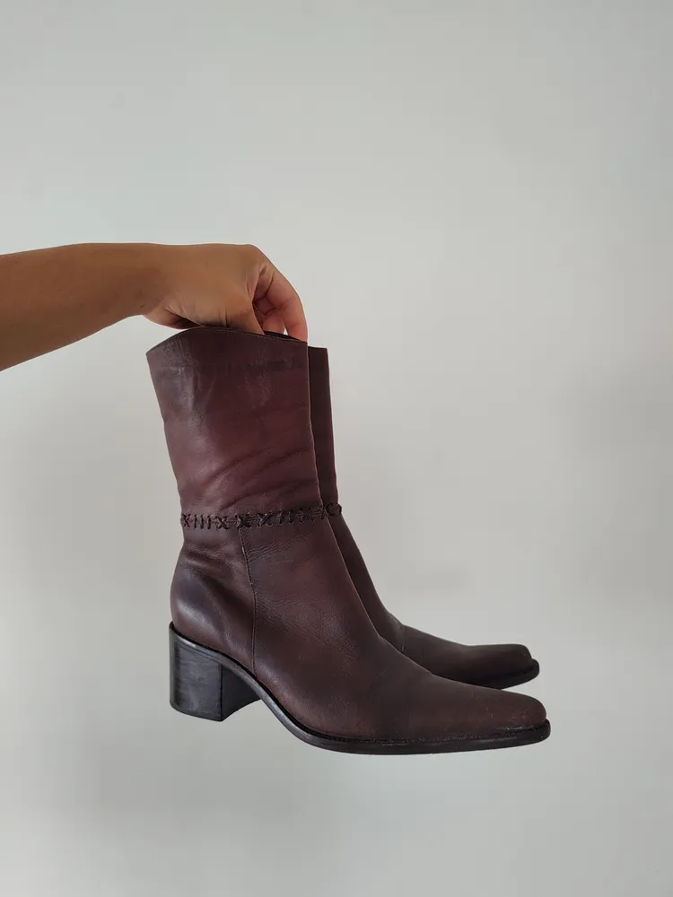 bota couro legitimo marrom bico fino