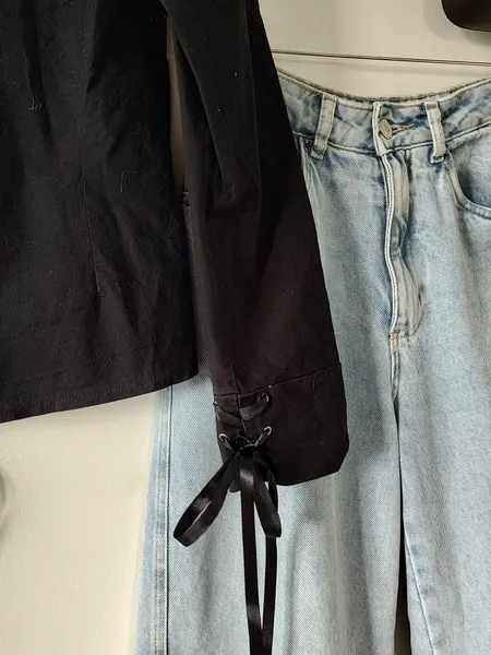 CAMISA COTTAGECORE PRETA GÓTICA COM LAÇOS