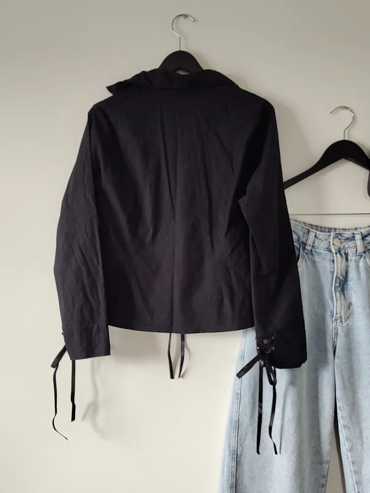 CAMISA COTTAGECORE PRETA GÓTICA COM LAÇOS