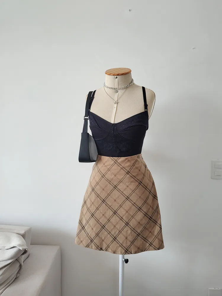 SAIA XADREZ CURTA COR CREME