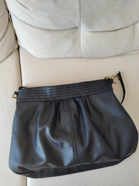 BOLSA VIZZANO PRETA ESTILO SACOLA
