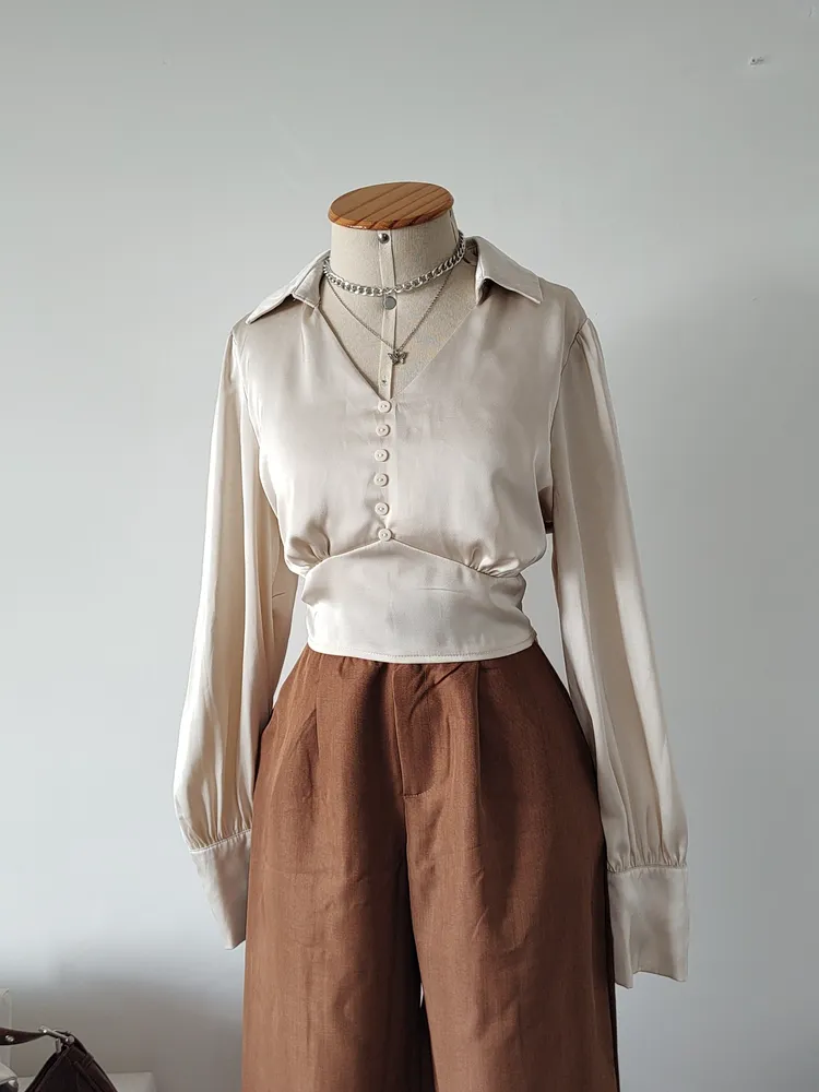 BLUSA CROPPED ACETINADO