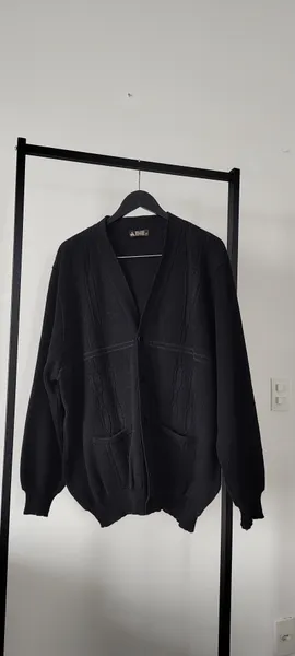 CARDIGAN PRETO COM BOLSOS LÃ PESADA QUENTINHA LINDA