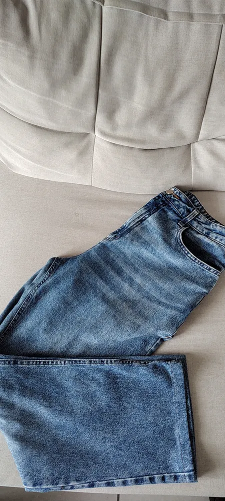 CALÇA CINTURA MÉDIA OVERSIZE