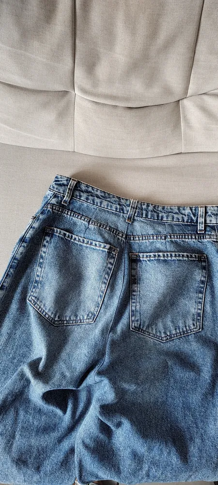 CALÇA CINTURA MÉDIA OVERSIZE