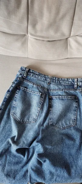 CALÇA CINTURA MÉDIA OVERSIZE