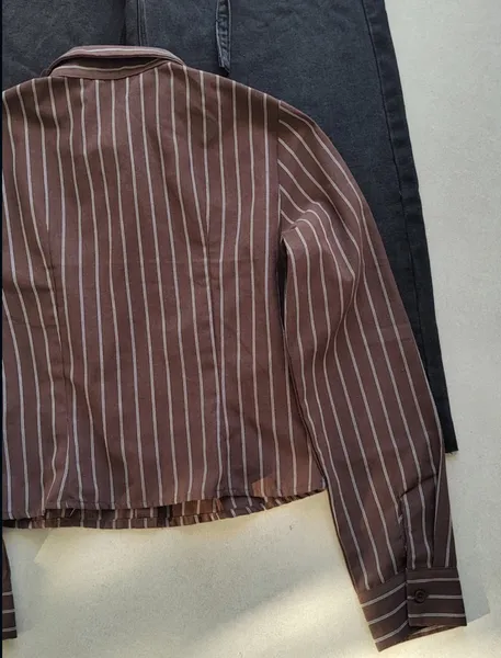BLUSA MARROM RISCA GIZ MUSERA