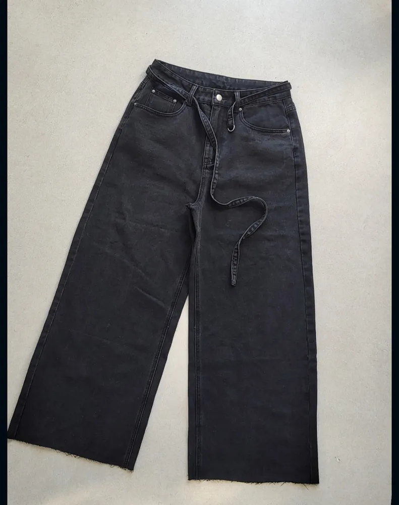 CALÇA JEANS PRETO ESTONADO