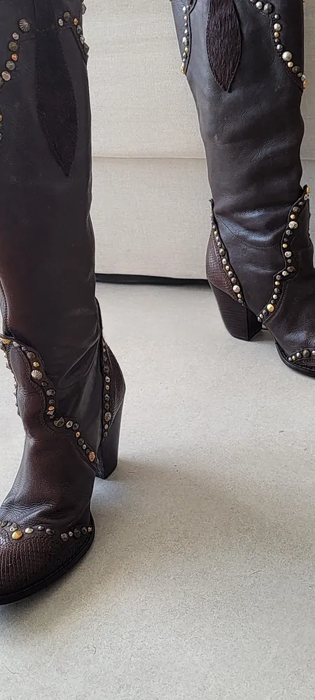 BOTA COUNTRY AREZZO MARROM COURO CANO ALTO WESTERN