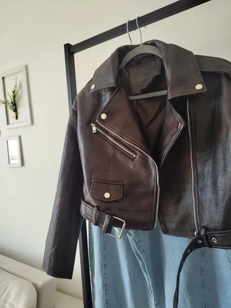 JAQUETA BIKER MARROM ESTONADO