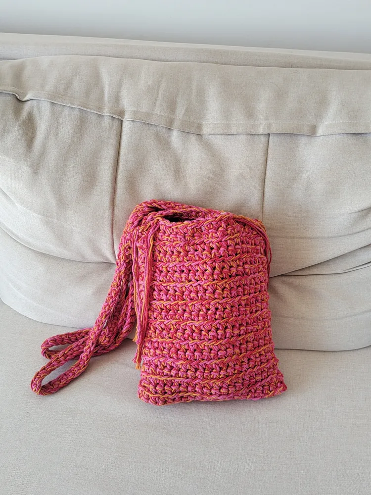 BOLSA CROCHÊ ARTESANAL TONS ROSA VERÃO QUENTES