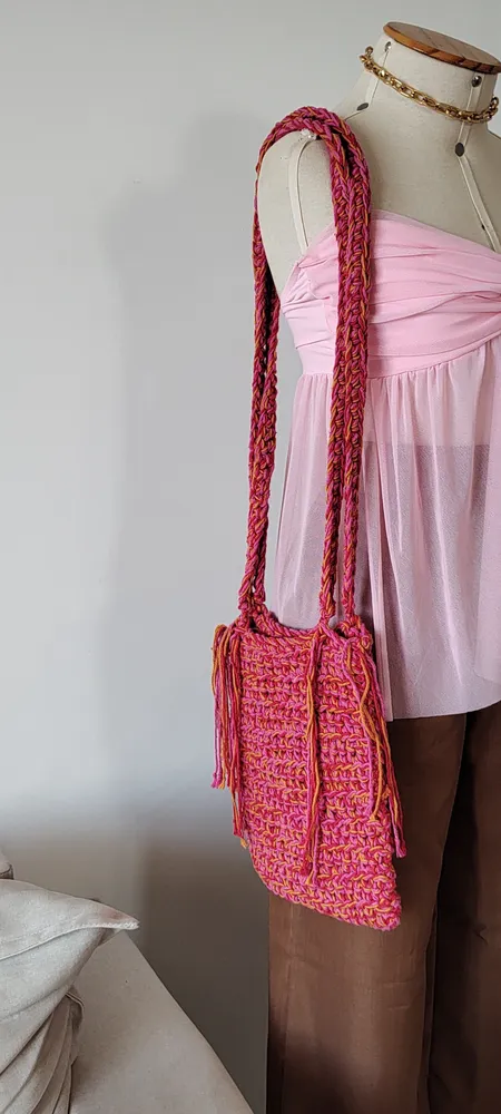 BOLSA CROCHÊ ARTESANAL TONS ROSA VERÃO QUENTES