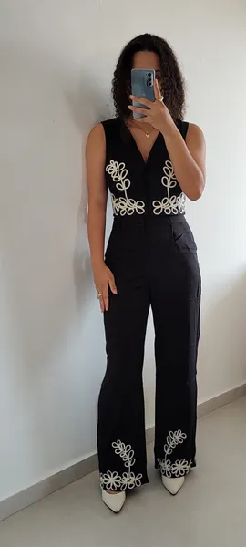 CONJUNTO PRETO BORDADO SOCIAL (M)