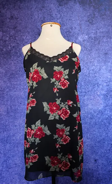 vestido whimsi flowers florido com renda