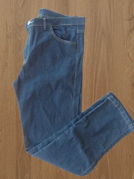 Calça masculina Lisa