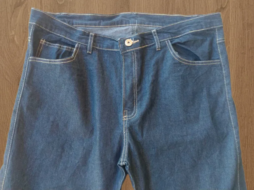 Calça masculina Lisa