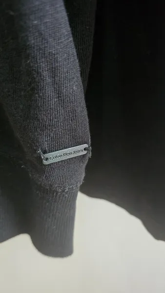 Moleton Calvin Klein M preto com touca