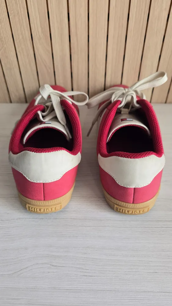 Tenis Feminino Tommy Hilfiger 38 Vermelho