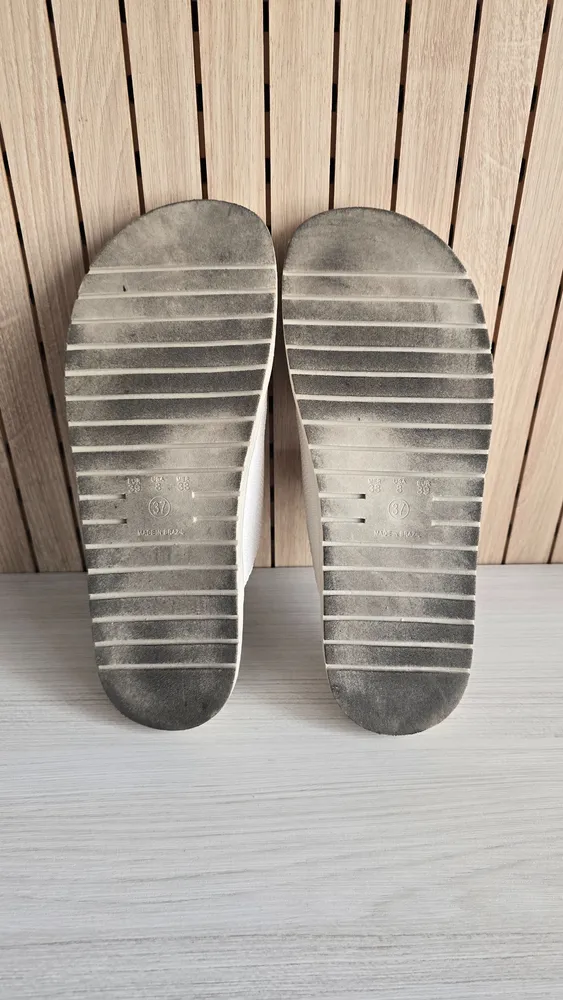 Sandália Feminina modelo birken sua cia creme 37