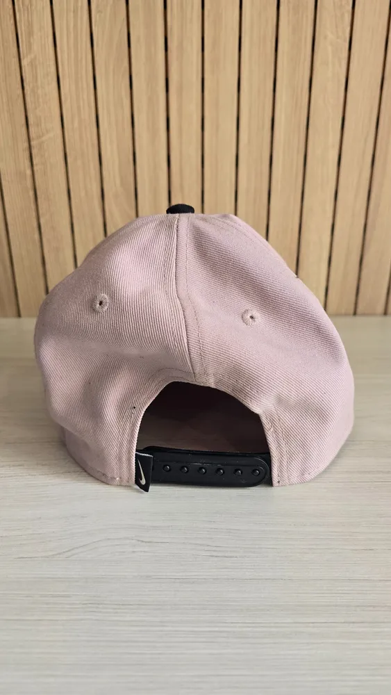 Boné Feminino Nike Pro Fit Rosa