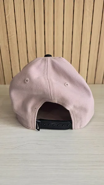 Boné Feminino Nike Pro Fit Rosa