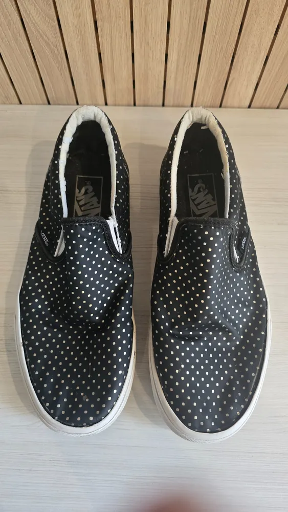 Tenis Sapatilha Feminino Vans Preto com Bolinhas Prata 37