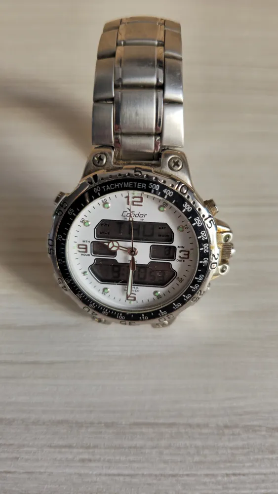 Relógio Retro Condor Modelo New pulseira aço inoxidável