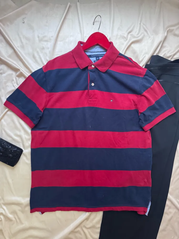 camisa polo listrasa tommy hilfiger