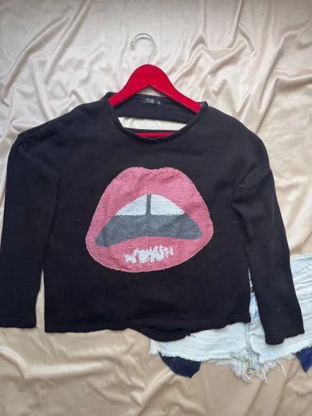 blusa boca partes detonada