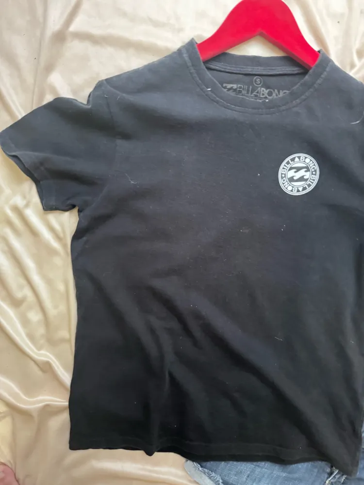 camiseta silk billabong y2k preta