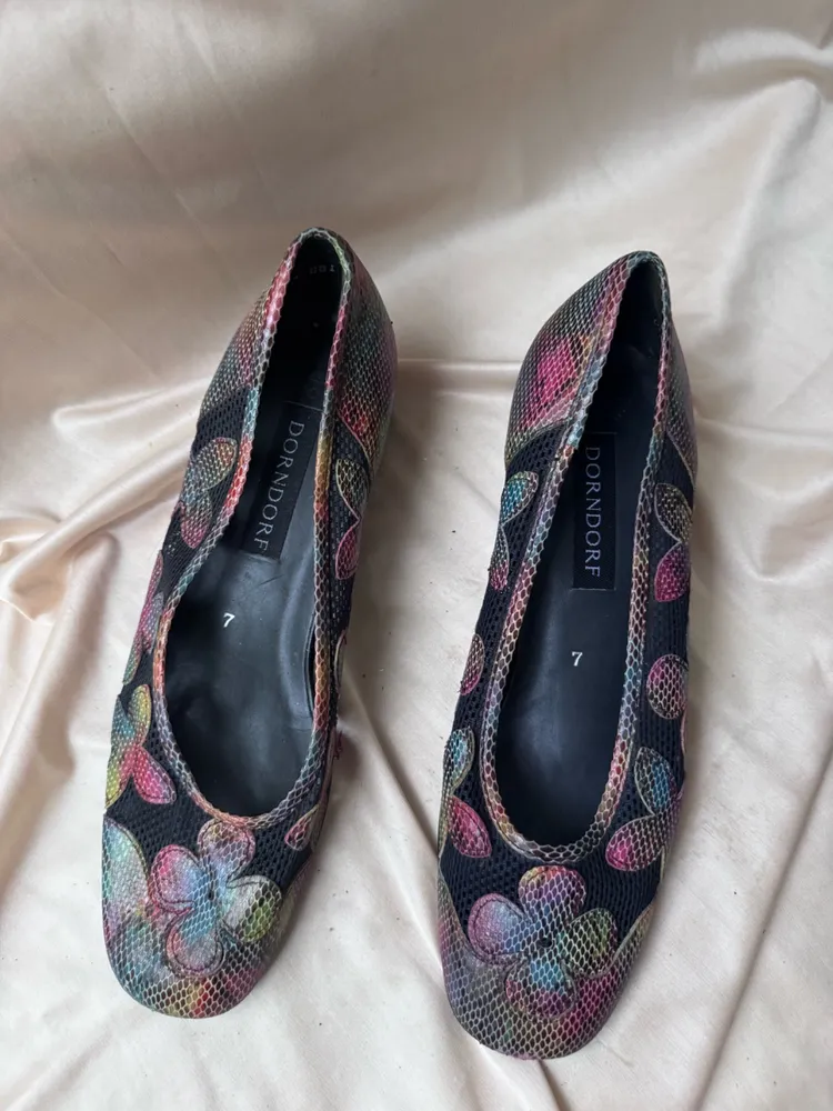 sapato vintage tela bordado flores couro degrade
