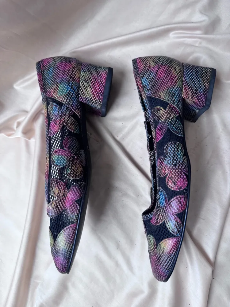 sapato vintage tela bordado flores couro degrade