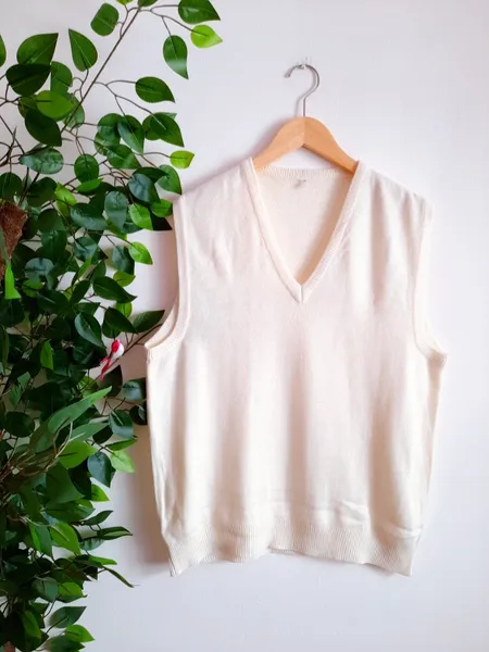 colete de tricô off white unissex