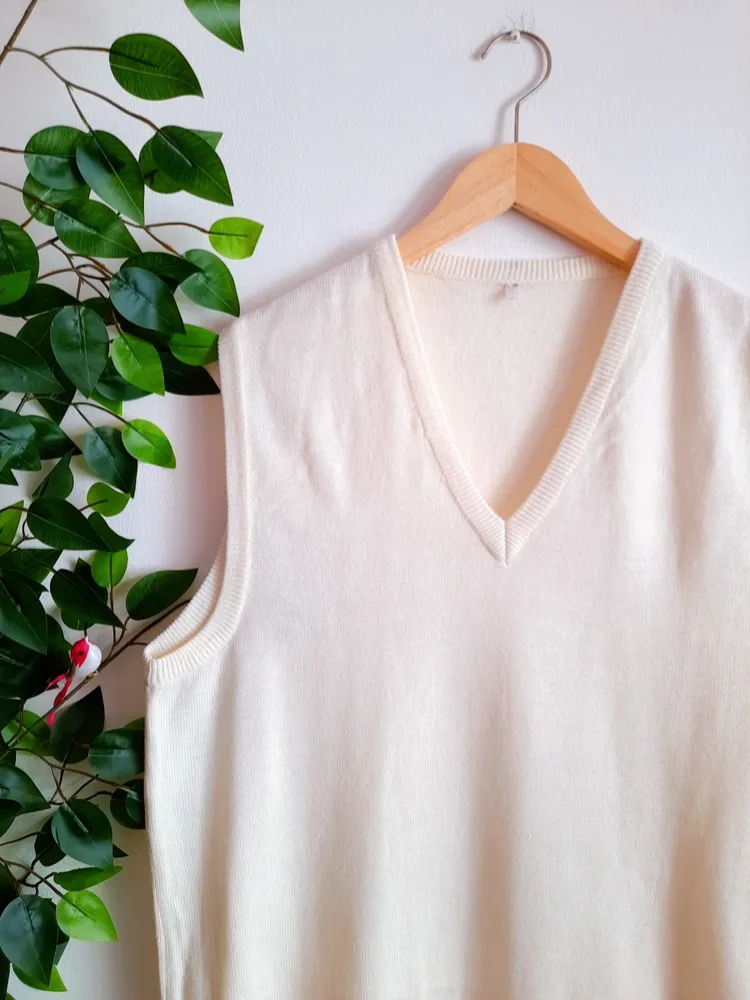 colete de tricô off white unissex