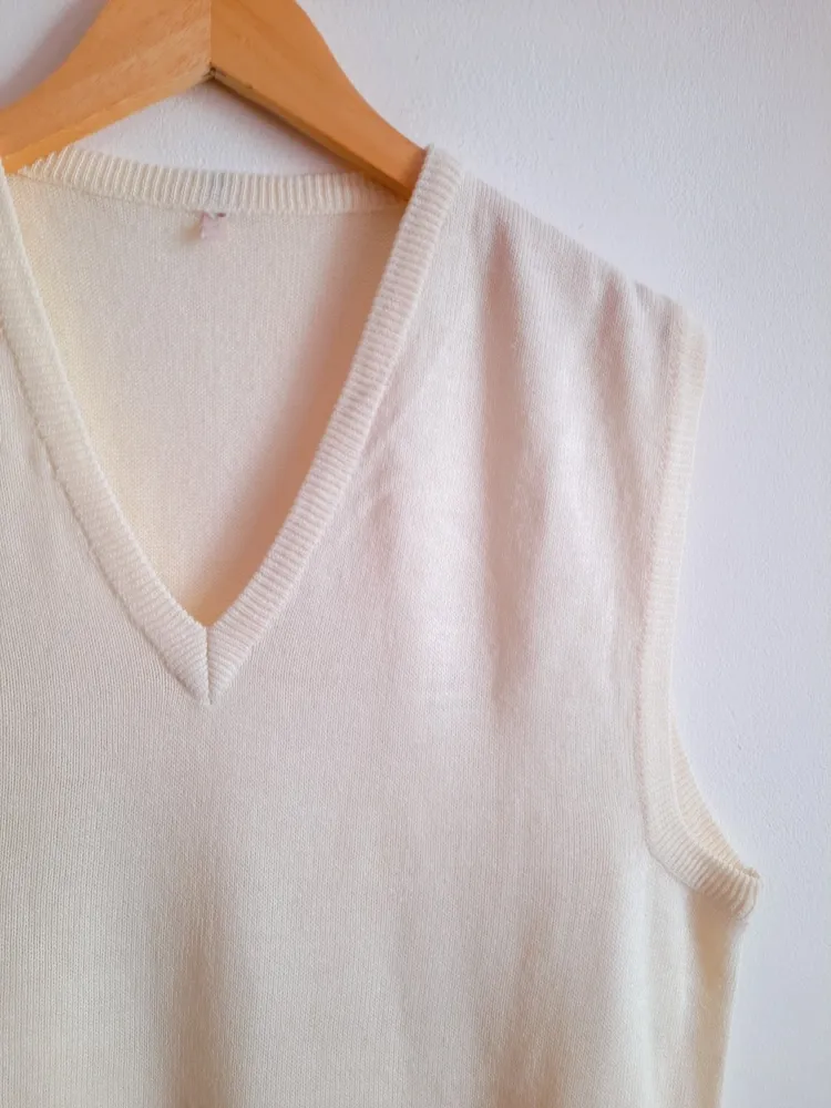 colete de tricô off white unissex