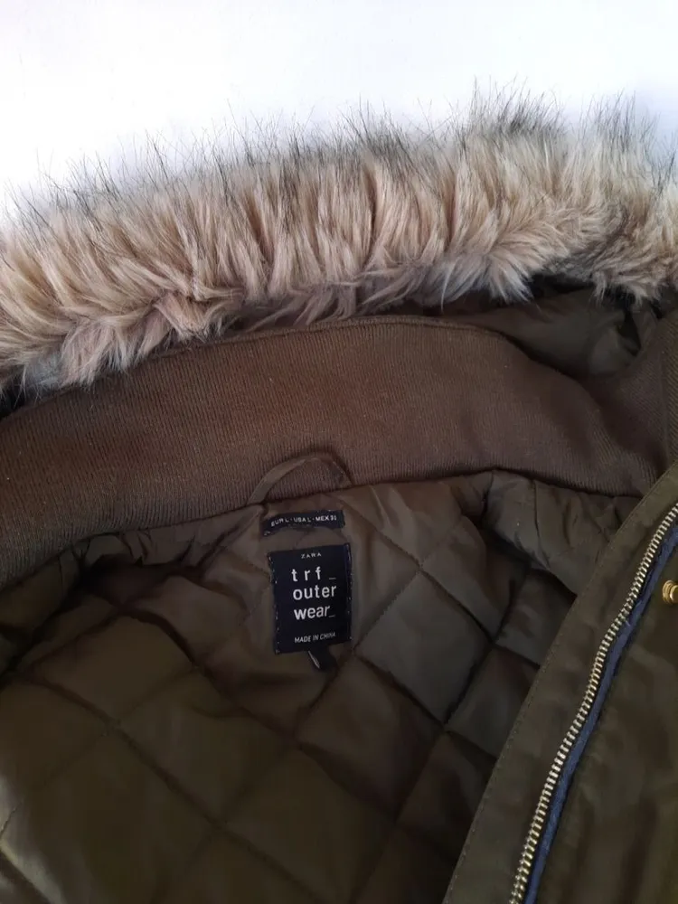 casaco parka verde musgo zara