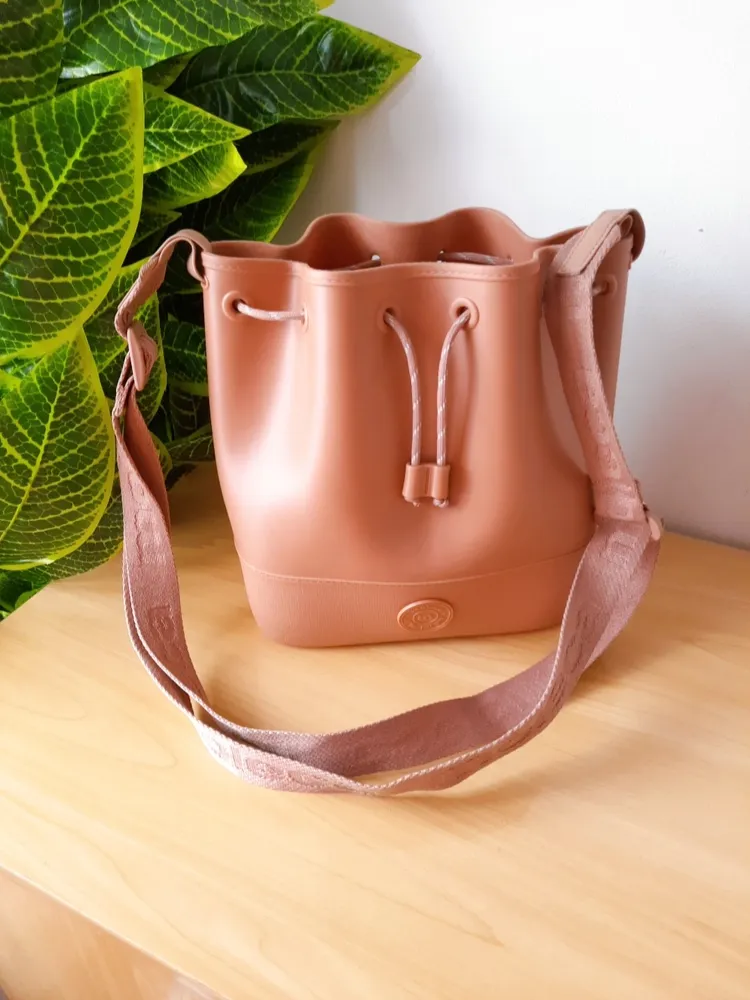 bolsa saco tiracolo bege nude moleca
