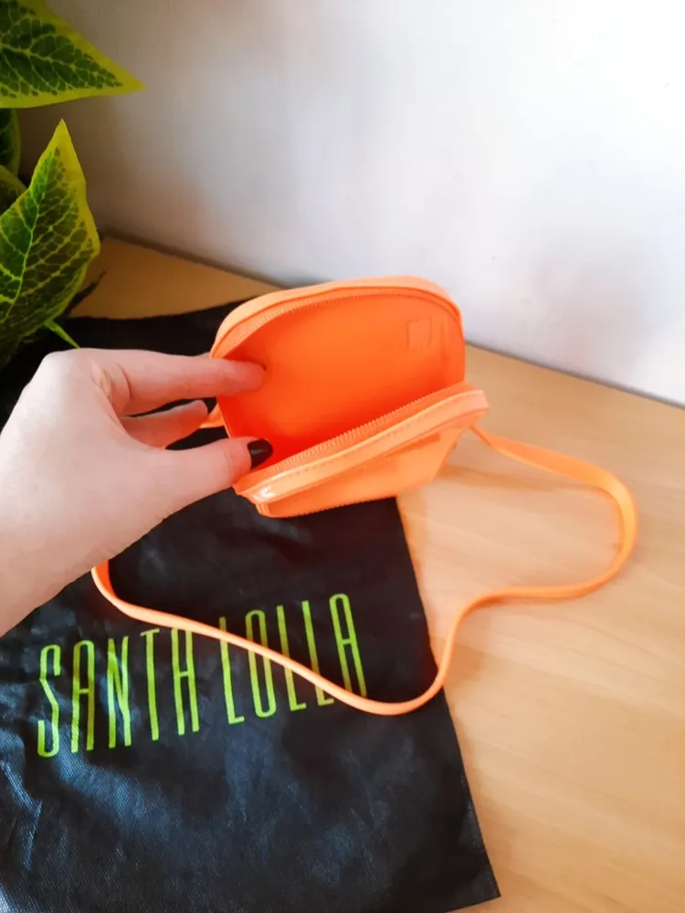 bolsa transversal emborrachada laranja santa lolla