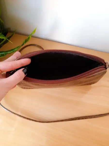 bolsa tiracolo croco marrom