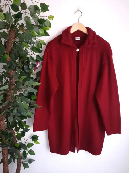 casaco de lã alongado vermelho