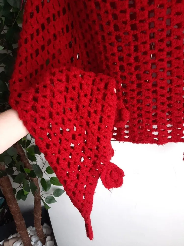poncho de lã assimétrico vermelho