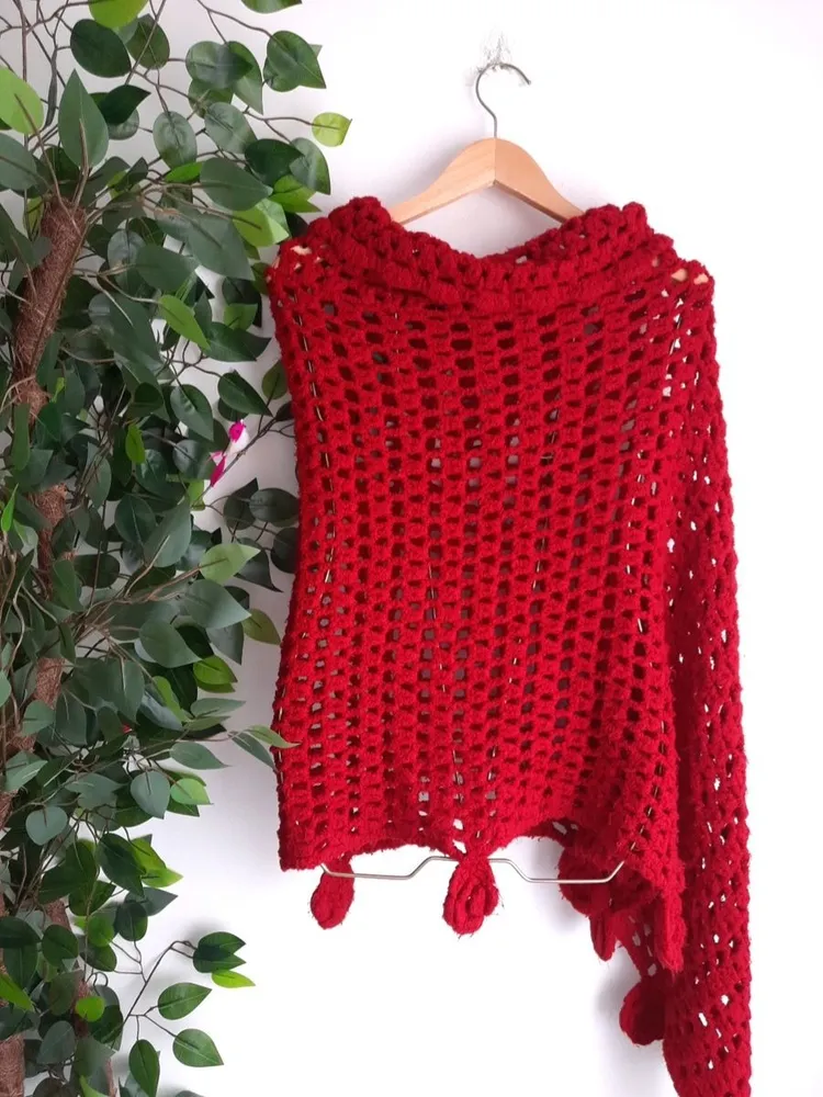 poncho de lã assimétrico vermelho
