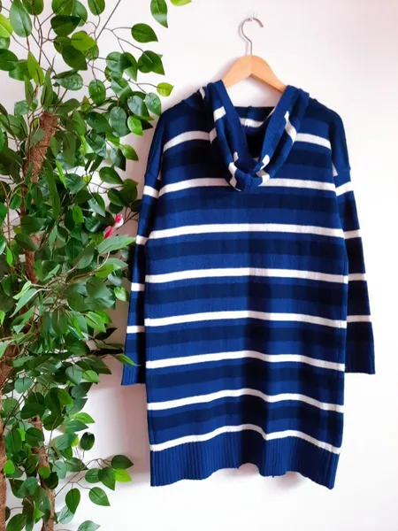 cardigan de tricô listrado alongado com capuz