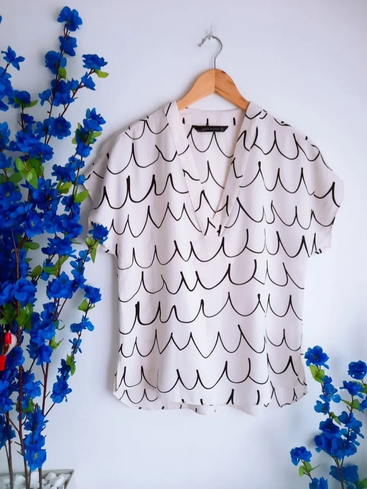 blusa branca estampada zara