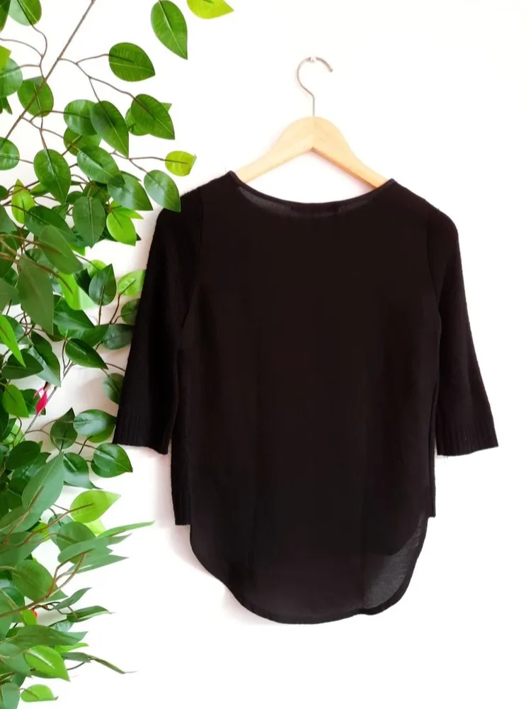 blusa preta zara