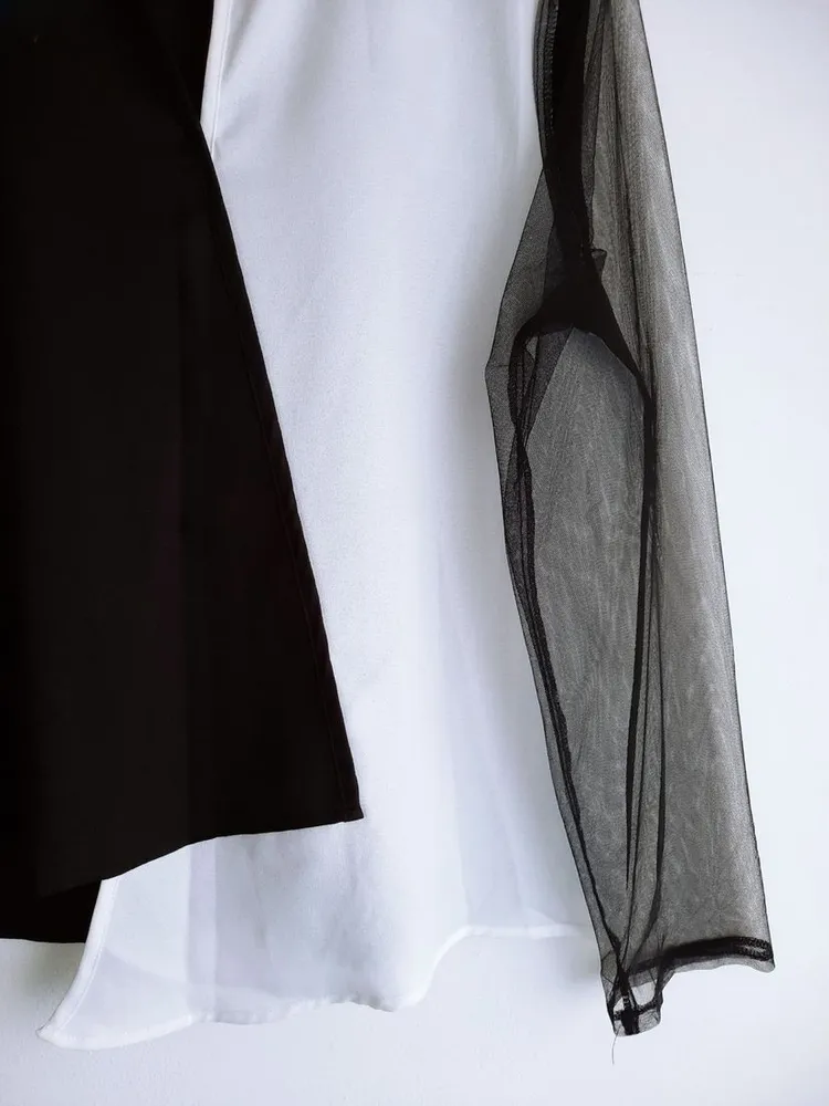 blusa preto e branco bicolor da shein