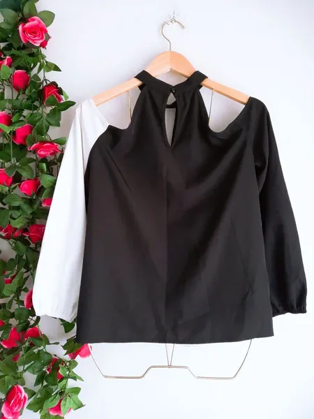 blusa preto e branco bicolor da shein